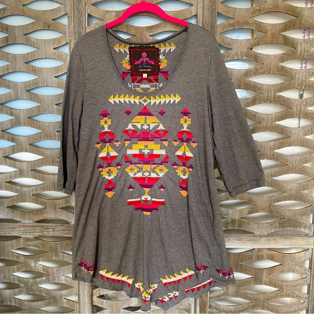 Johnny Was Gray Red Graphic 3/4 Sleeve Tunic